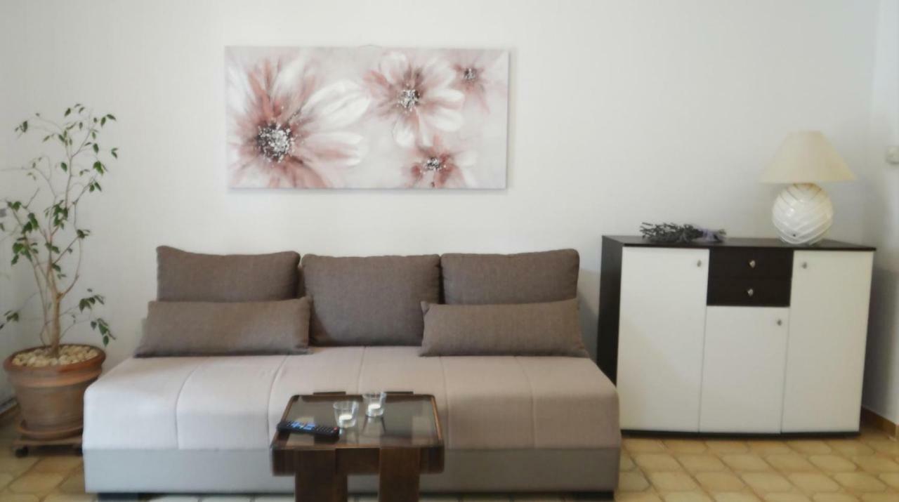 Apartman Magasic كرك المظهر الخارجي الصورة